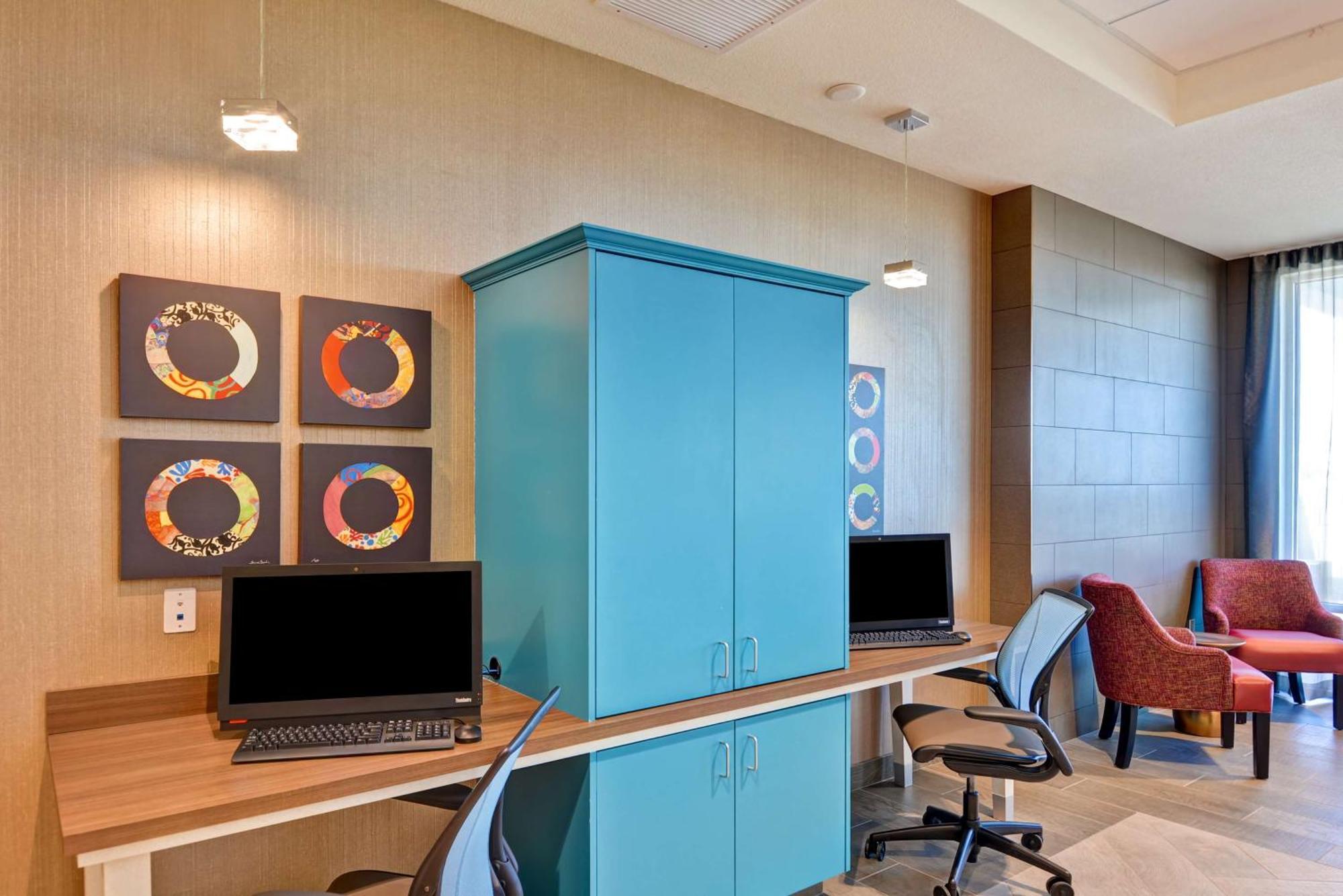 Home2 Suites By Hilton Palmdale Extérieur photo
