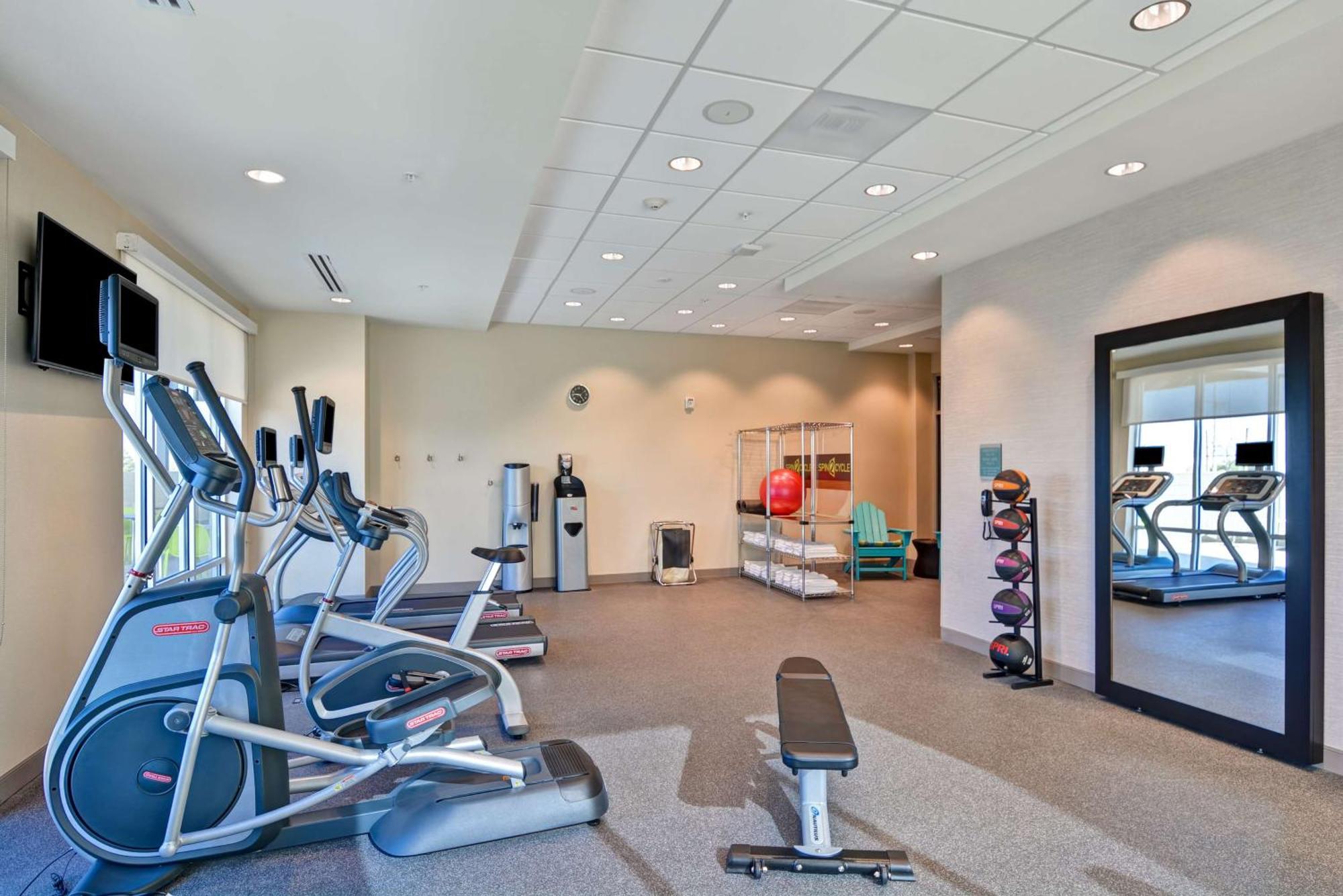 Home2 Suites By Hilton Palmdale Extérieur photo